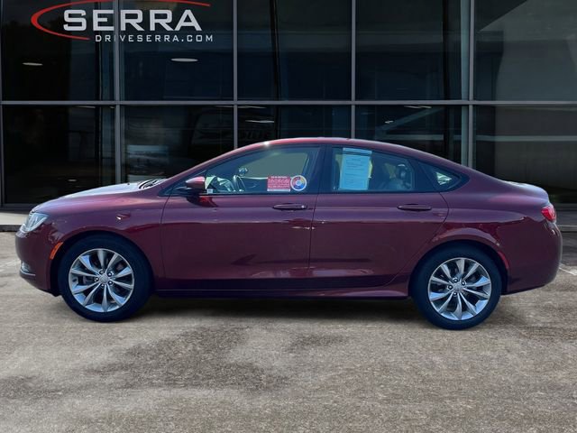 Used 2016 Chrysler 200 S w/ Comfort Group image 2