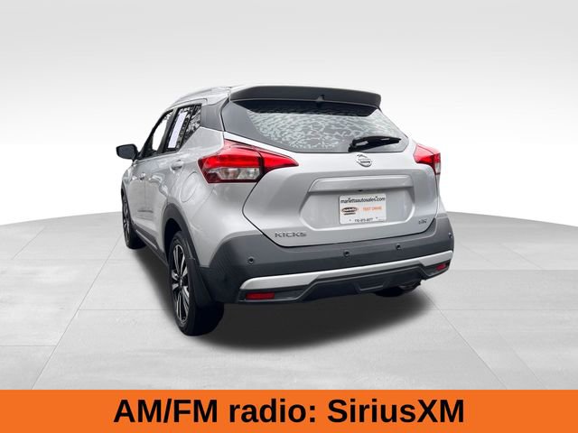 Used 2020 Nissan Kicks SR image 3