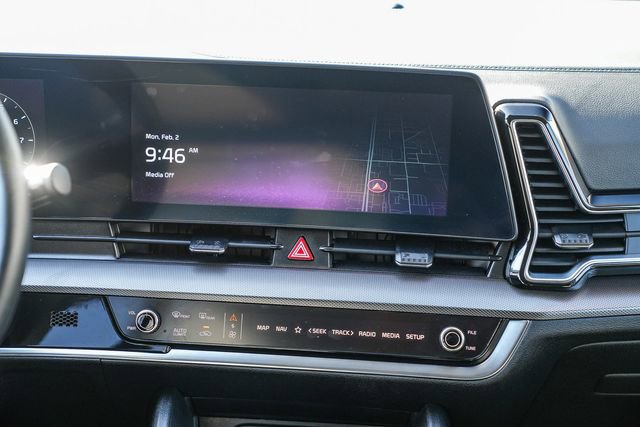 Used 2025 Kia Sportage SX image 15