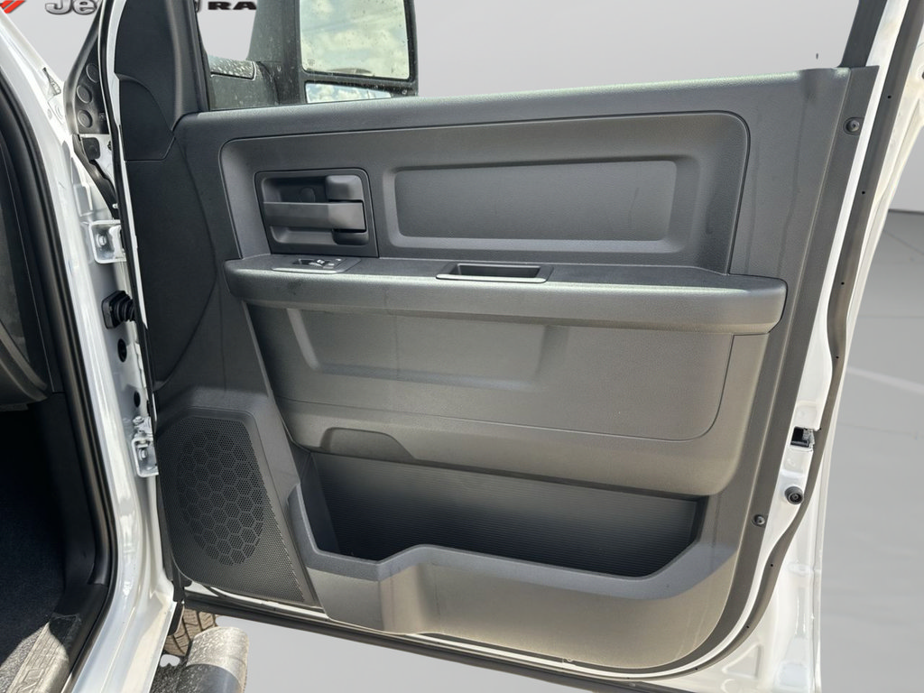 New 2027 RAM 3500 Tradesman AWD/4WD image 41