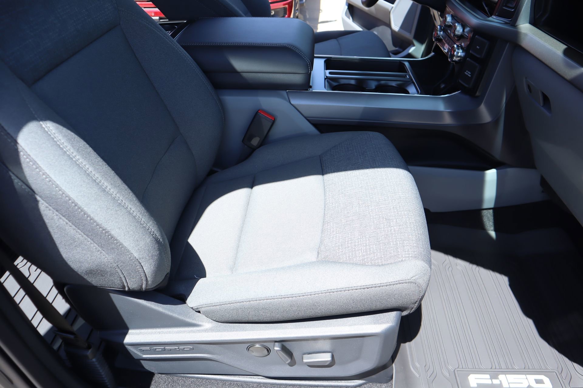New 2026 Ford F150 XLT AWD/4WD image 13