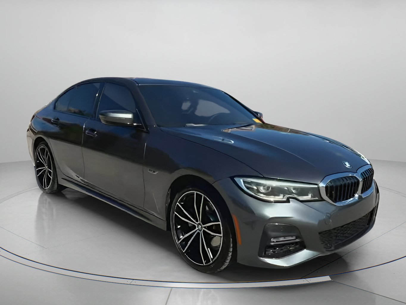 Used 2022 BMW 330e w/ M Sport Package image 2