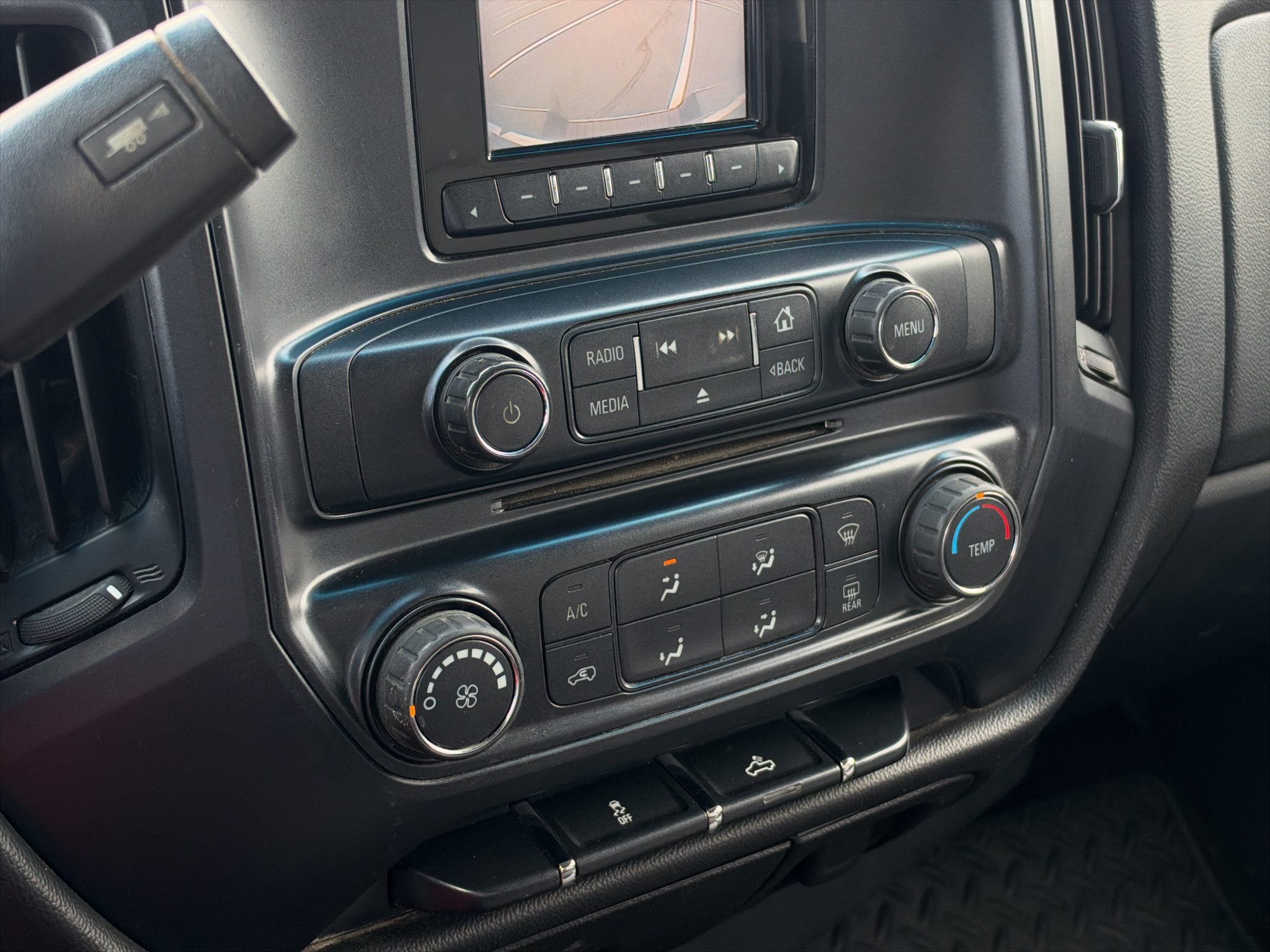 Used 2015 GMC Sierra 1500 4x4 Crew Cab image 23
