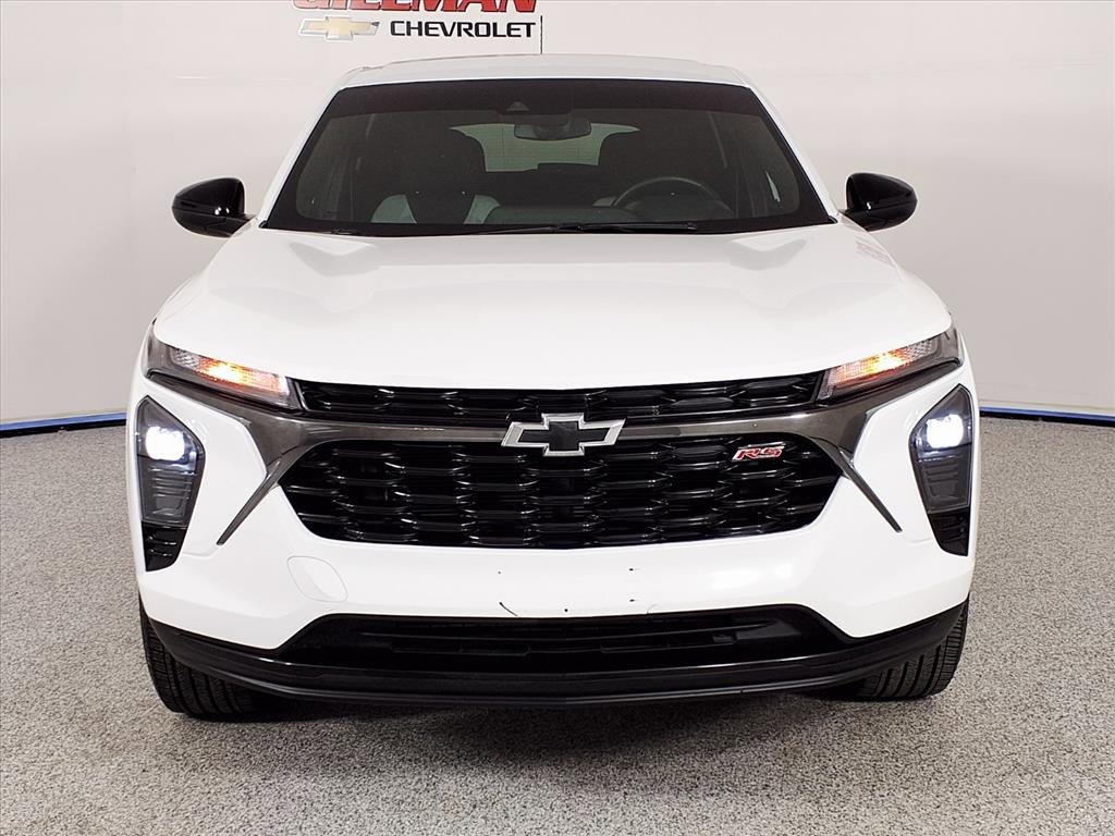 Used 2024 Chevrolet Trax RS w/ Driver Confidence Package image 5