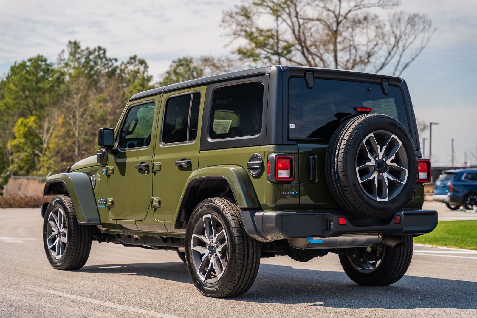 Used 2024 Jeep Wrangler Unlimited w/ Convenience Group image 5