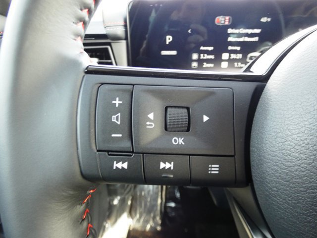 New 2026 Nissan Kicks SR w/ Cold Weather Package AWD/4WD image 12