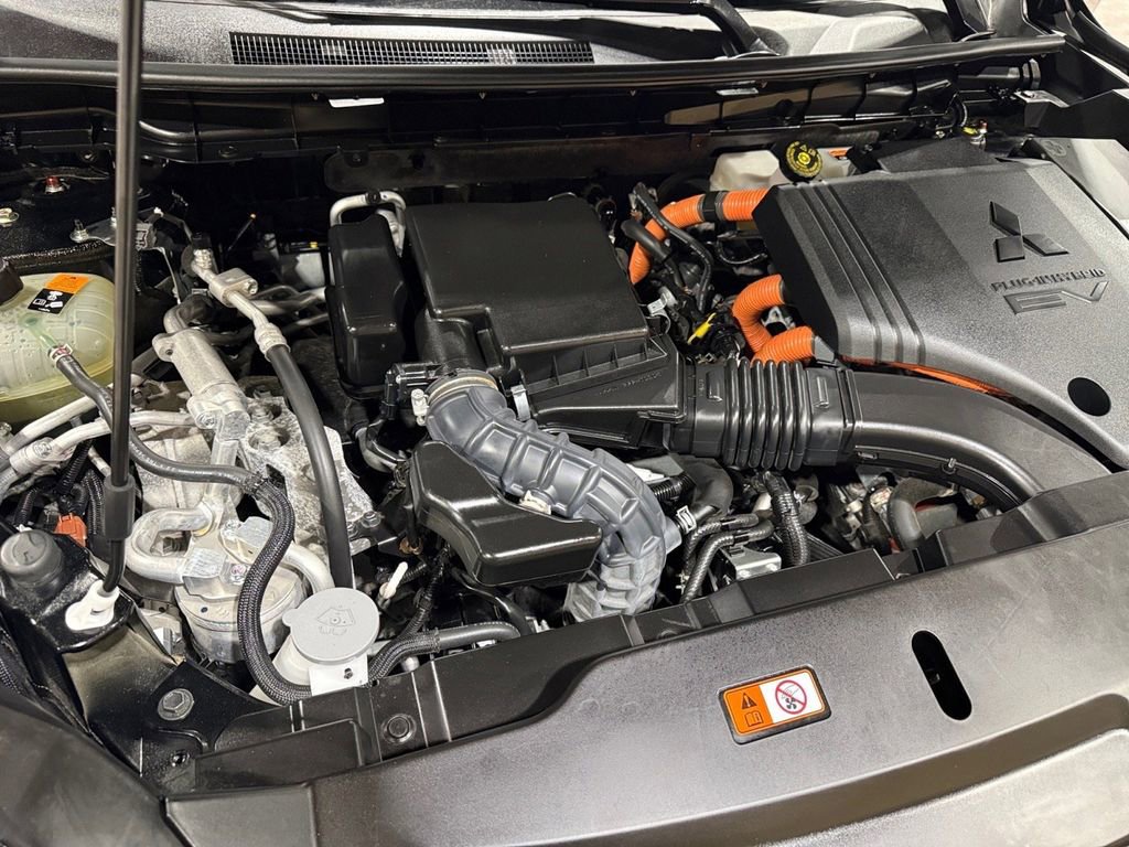 Used 2023 Mitsubishi Outlander SEL image 45