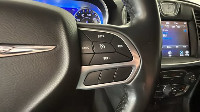 Used 2021 Chrysler 300 Touring w/ Sport Appearance Package RWD image 16
