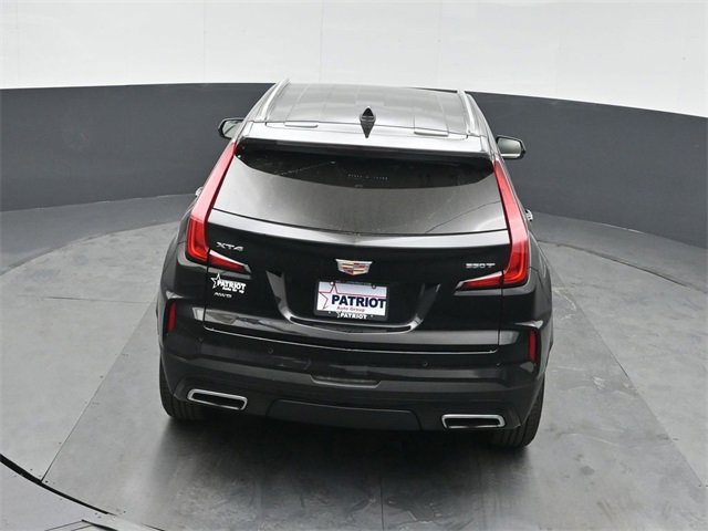Used 2024 Cadillac XT4 Premium Luxury image 33
