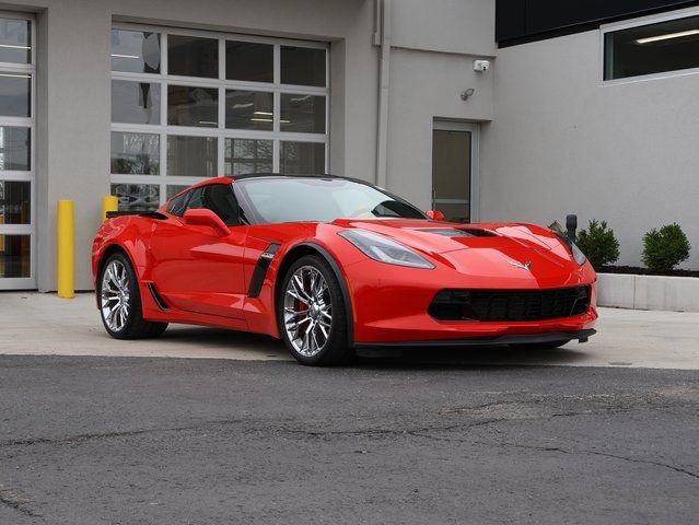 Used 2016 Chevrolet Corvette Z06 w/ 2LZ Preferred Equipment Group image 3