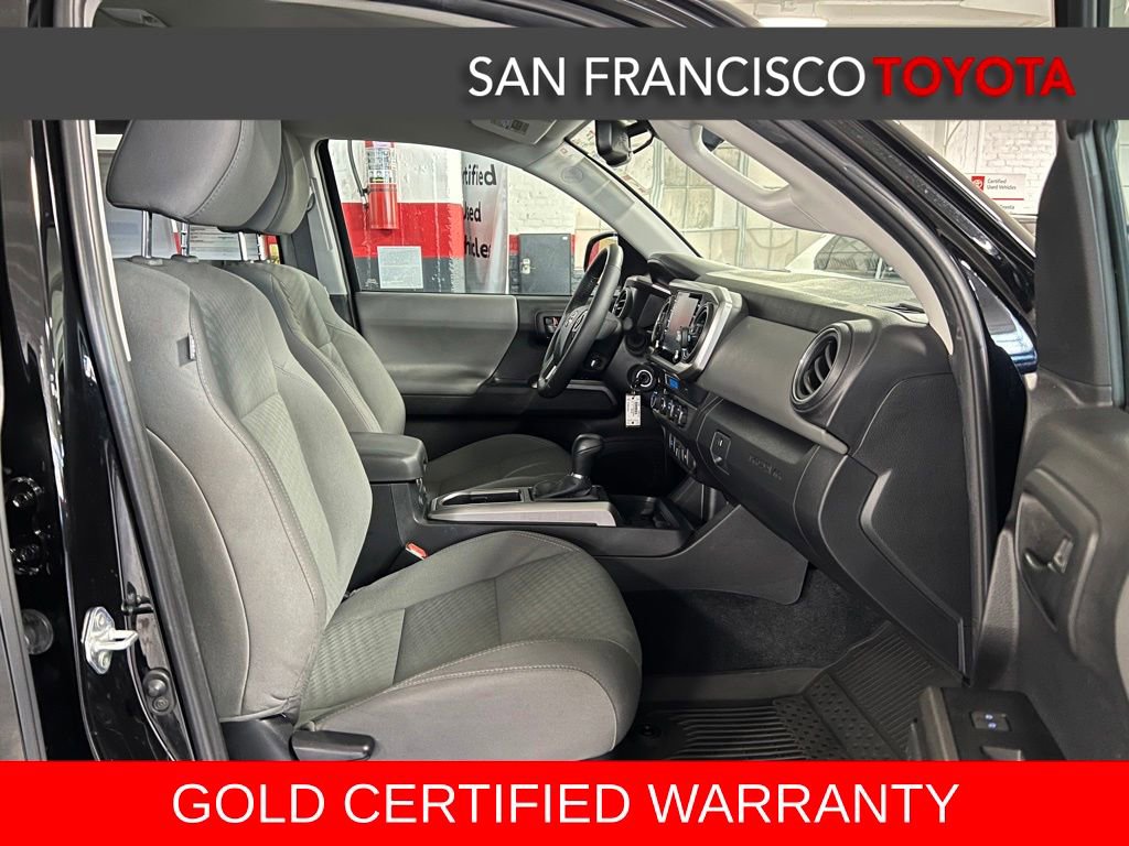 Certified 2022 Toyota Tacoma SR5 AWD/4WD image 21