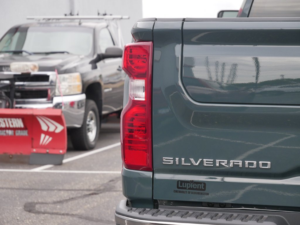 New 2026 Chevrolet Silverado 3500 LT w/ All Star Edition AWD/4WD image 6
