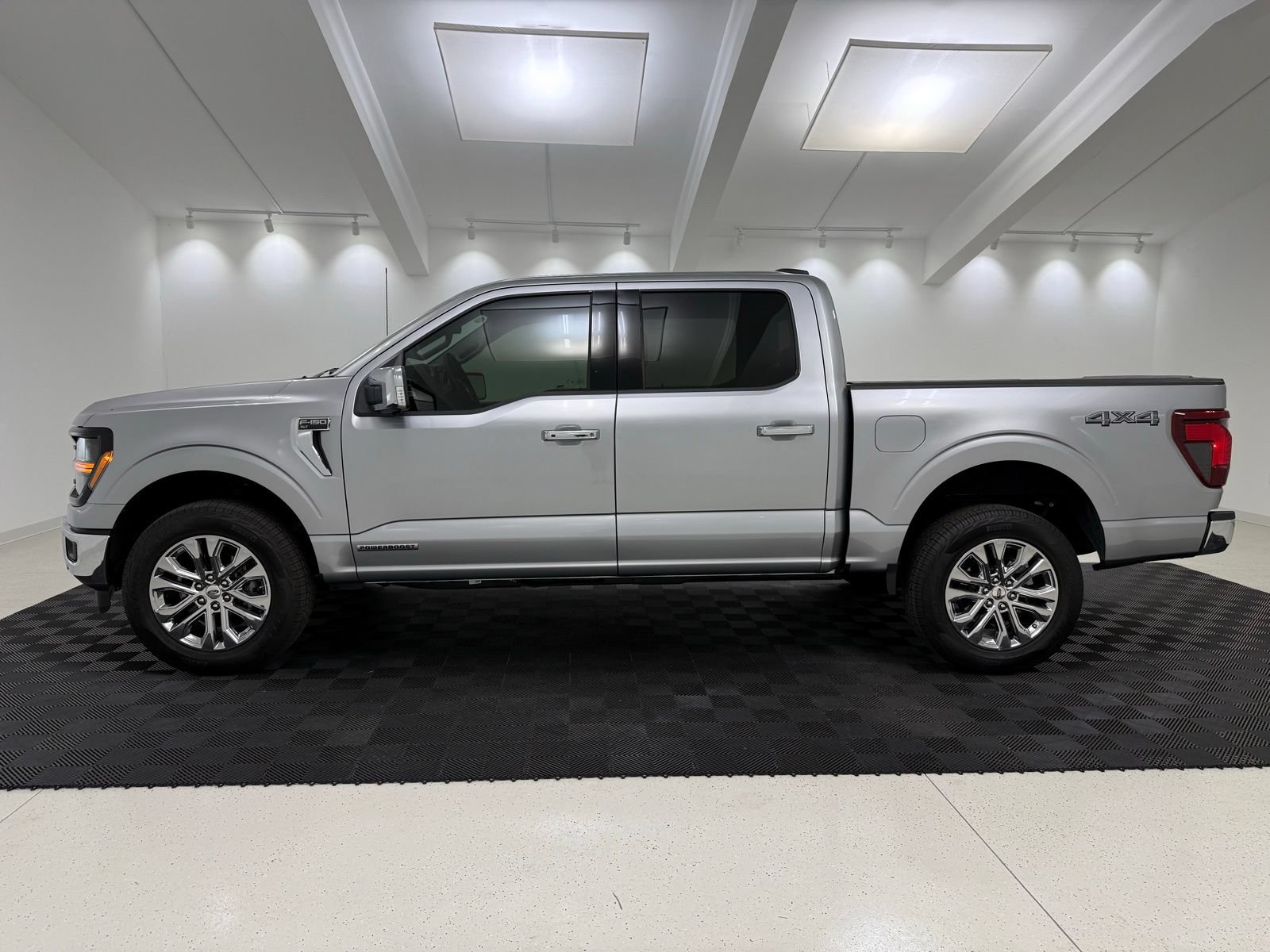 Used 2025 Ford F150 XLT w/ Equipment Group 302A MID AWD/4WD image 4