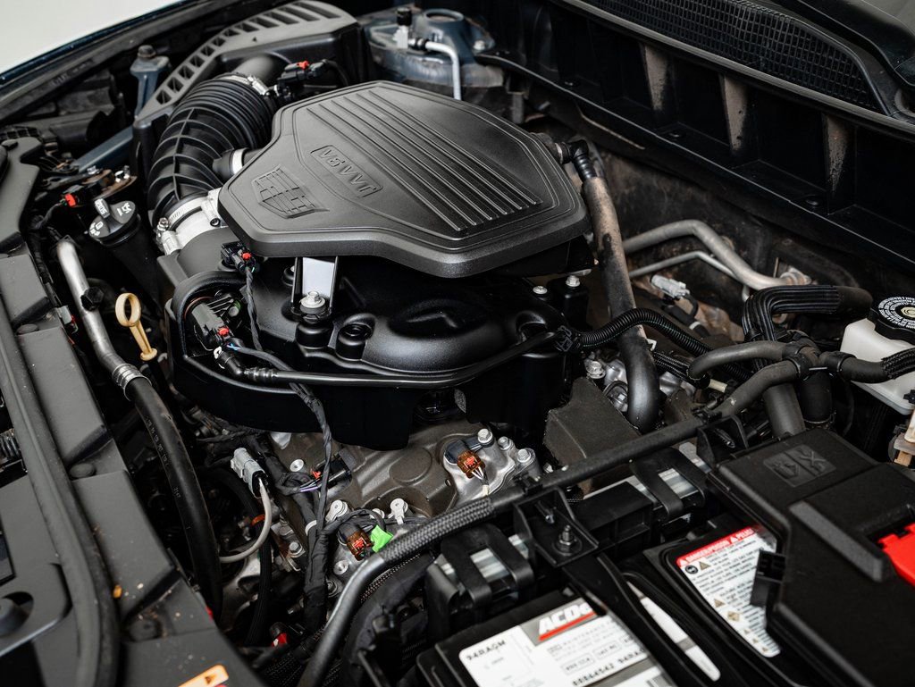 Used 2018 Cadillac XT5 Platinum w/ Driver Assist Package image 48