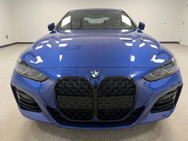 Used 2024 BMW 440i xDrive Coupe w/ Premium Package image 3