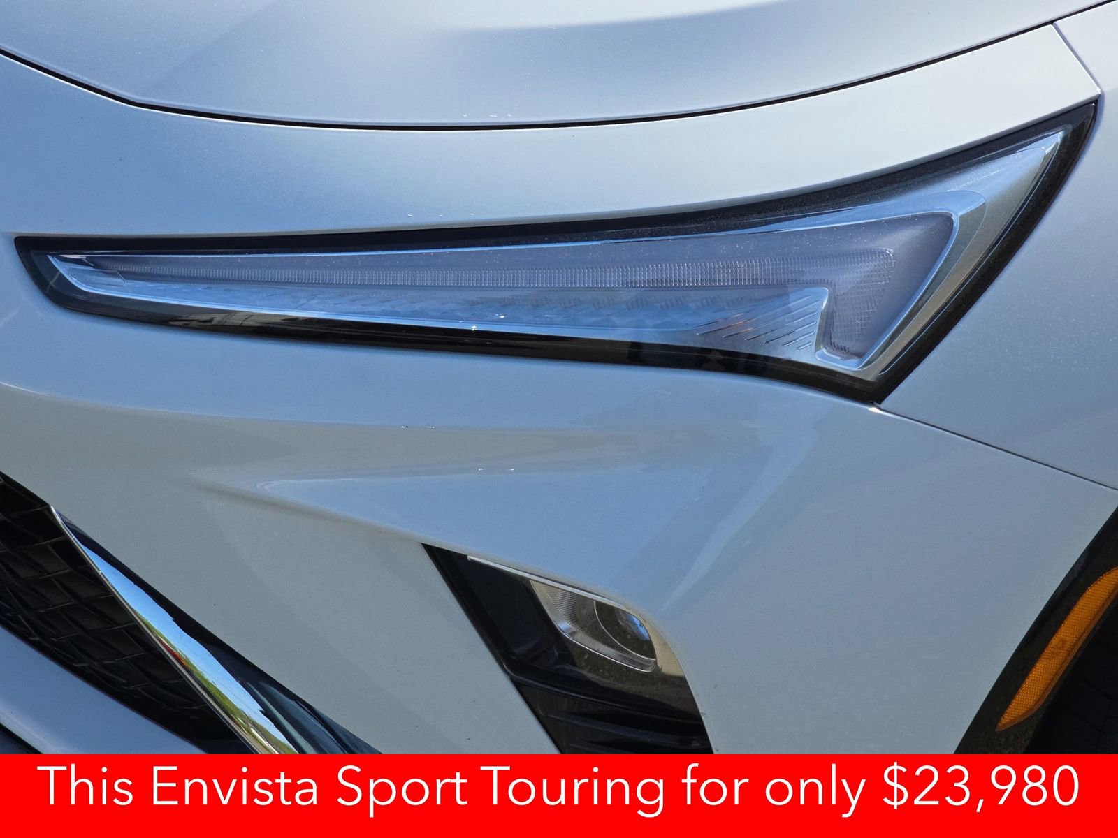 Used 2025 Buick Envista Sport Touring image 35