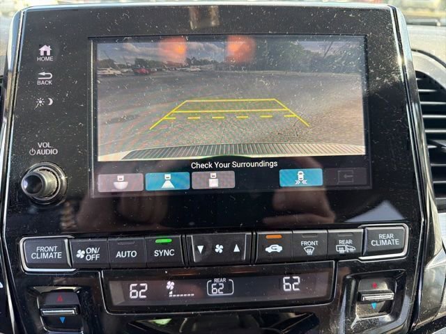 Used 2022 Honda Odyssey Elite image 11