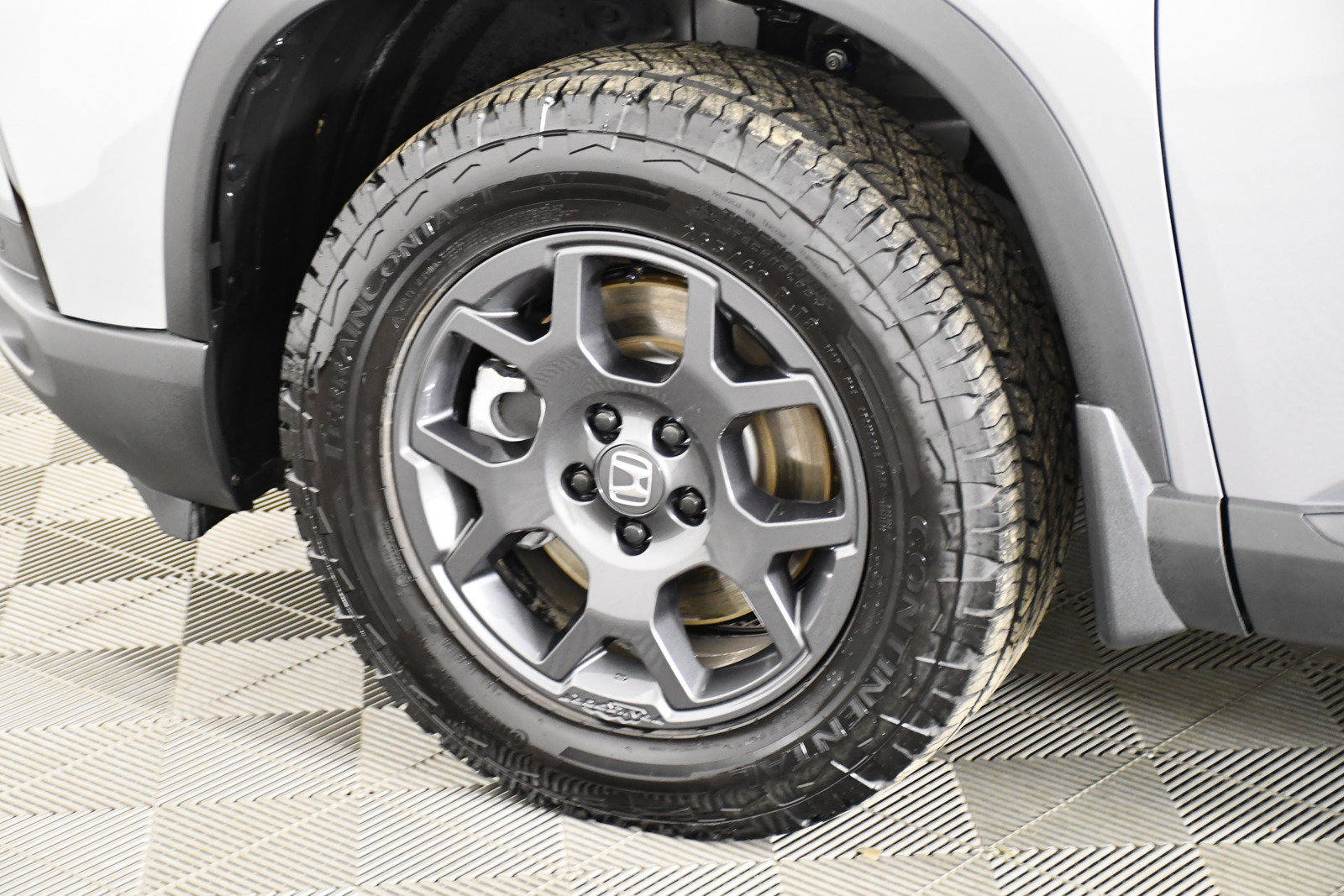 Used 2025 Honda Pilot TrailSport image 55