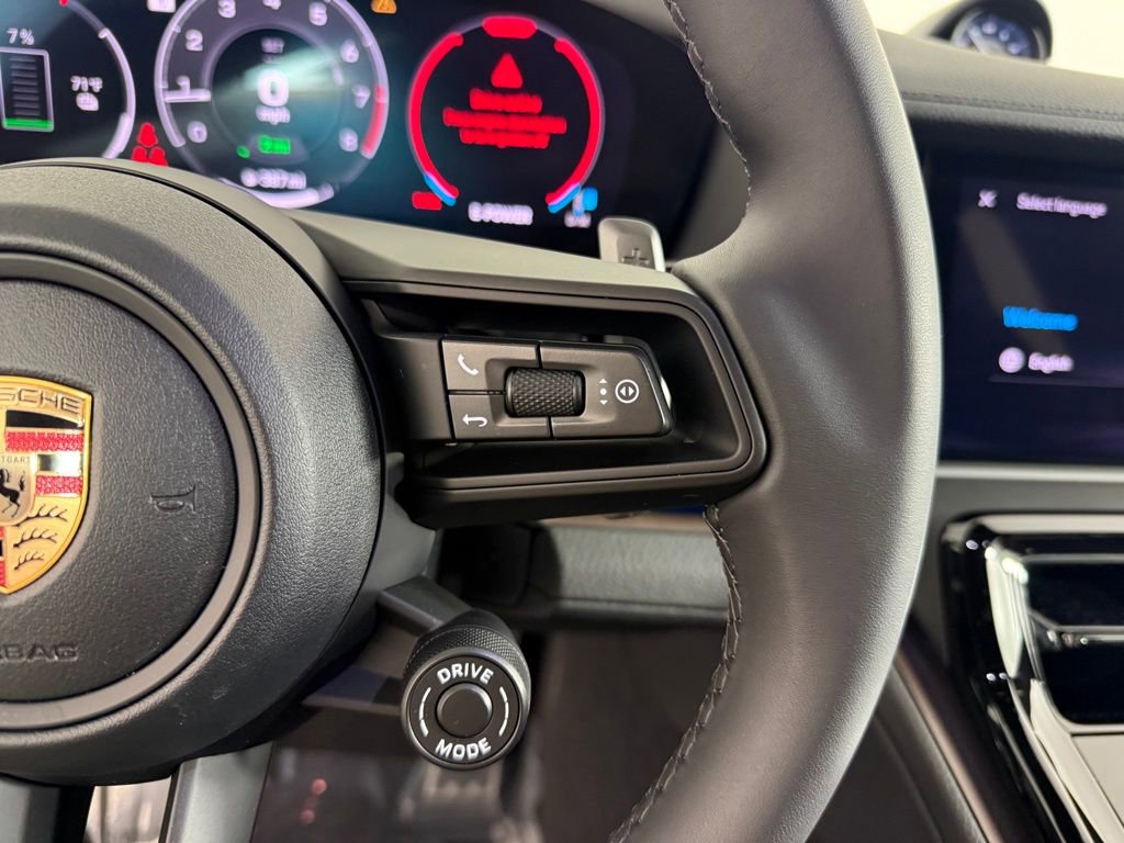 Certified 2026 Porsche Panamera 4S image 31