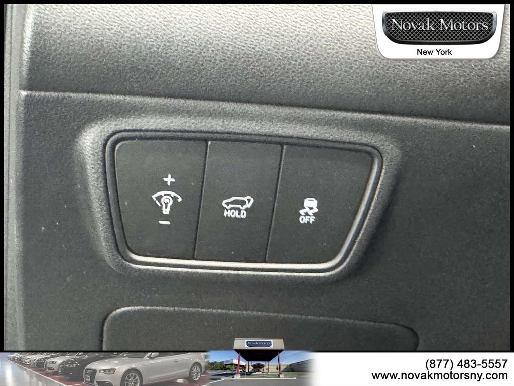 Used 2023 Hyundai Tucson SEL w/ Convenience Package AWD/4WD image 16