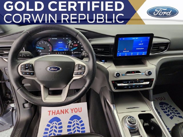 Used 2022 Ford Explorer XLT w/ Equipment Group 202A AWD/4WD image 16