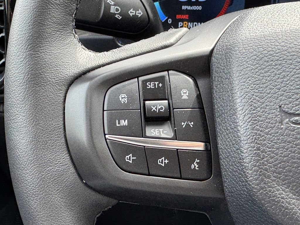 Used 2025 Ford Ranger Lariat w/ FX4 Off-Road Package AWD/4WD image 23