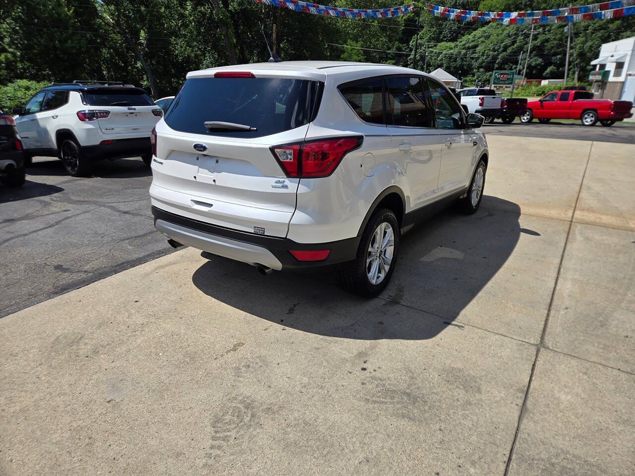 Used 2019 Ford Escape SE AWD/4WD image 7