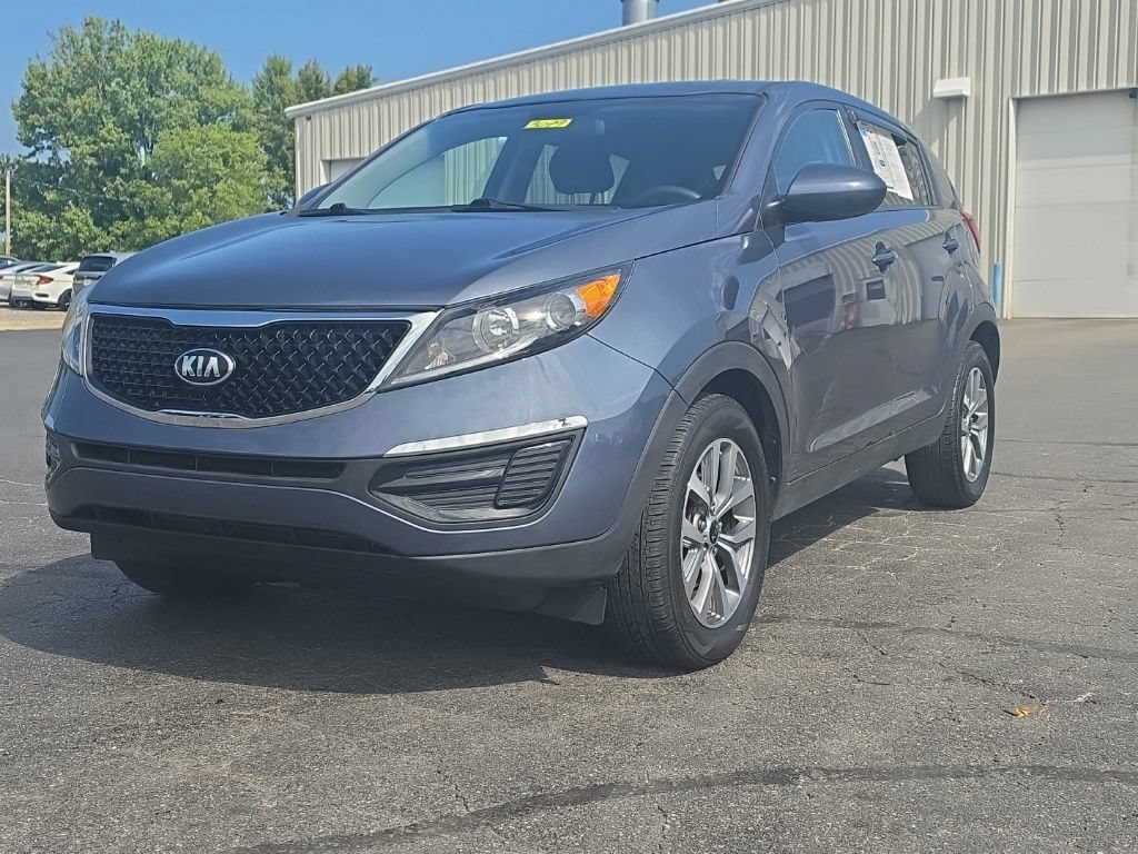 Used 2016 Kia Sportage LX AWD/4WD image 3