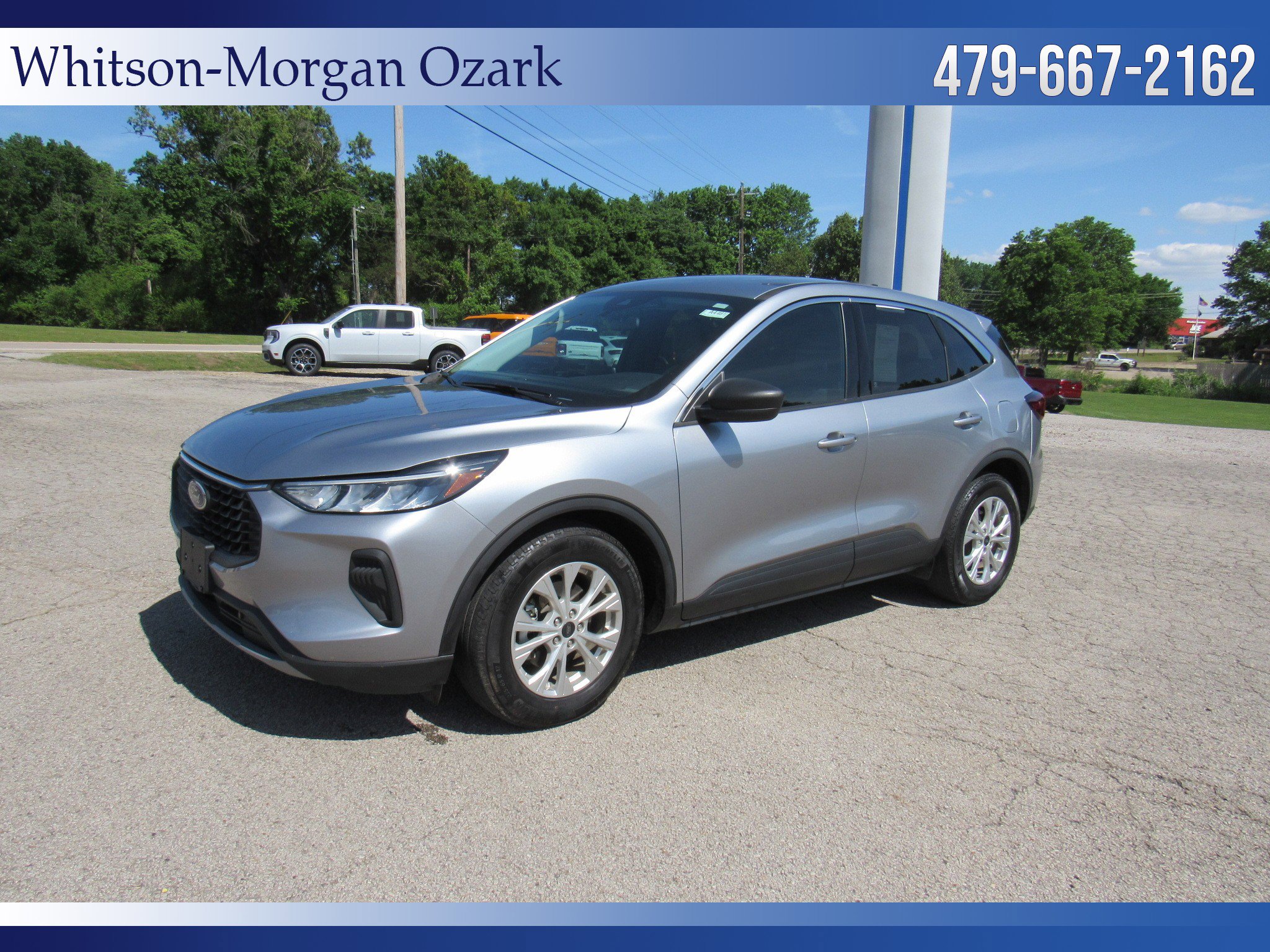Used 2024 Ford Escape Active w/ Cold Weather Package FWD image 4