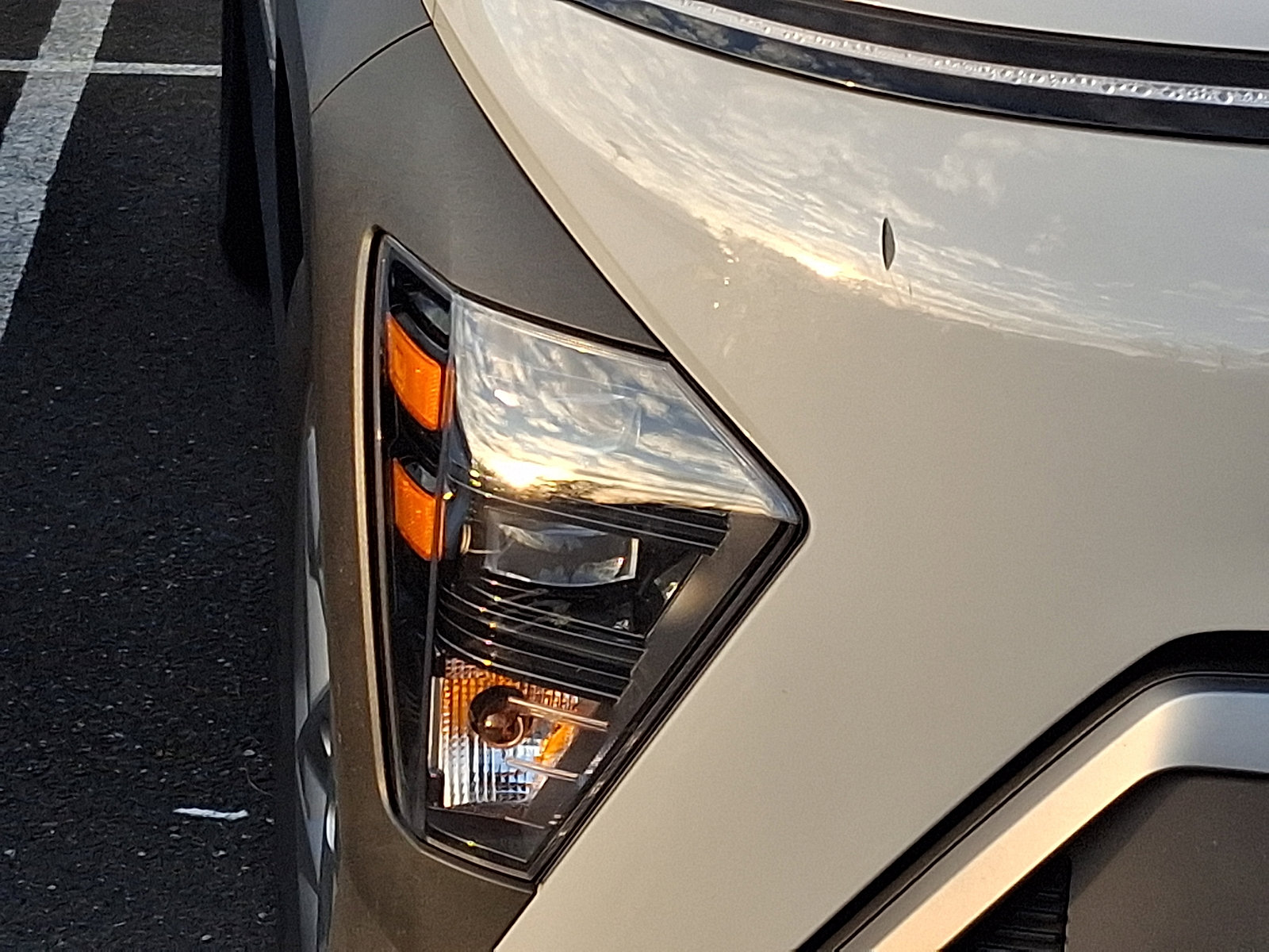 Used 2024 Hyundai Kona SE image 9