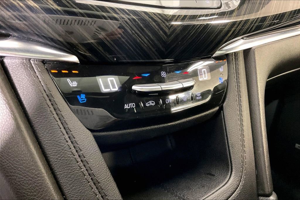 Used 2023 Cadillac XT6 Premium Luxury AWD/4WD image 33