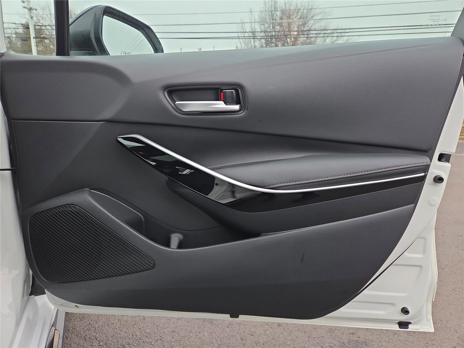 Used 2021 Toyota Corolla XSE w/ Carpet Mat Package (TMS) image 29