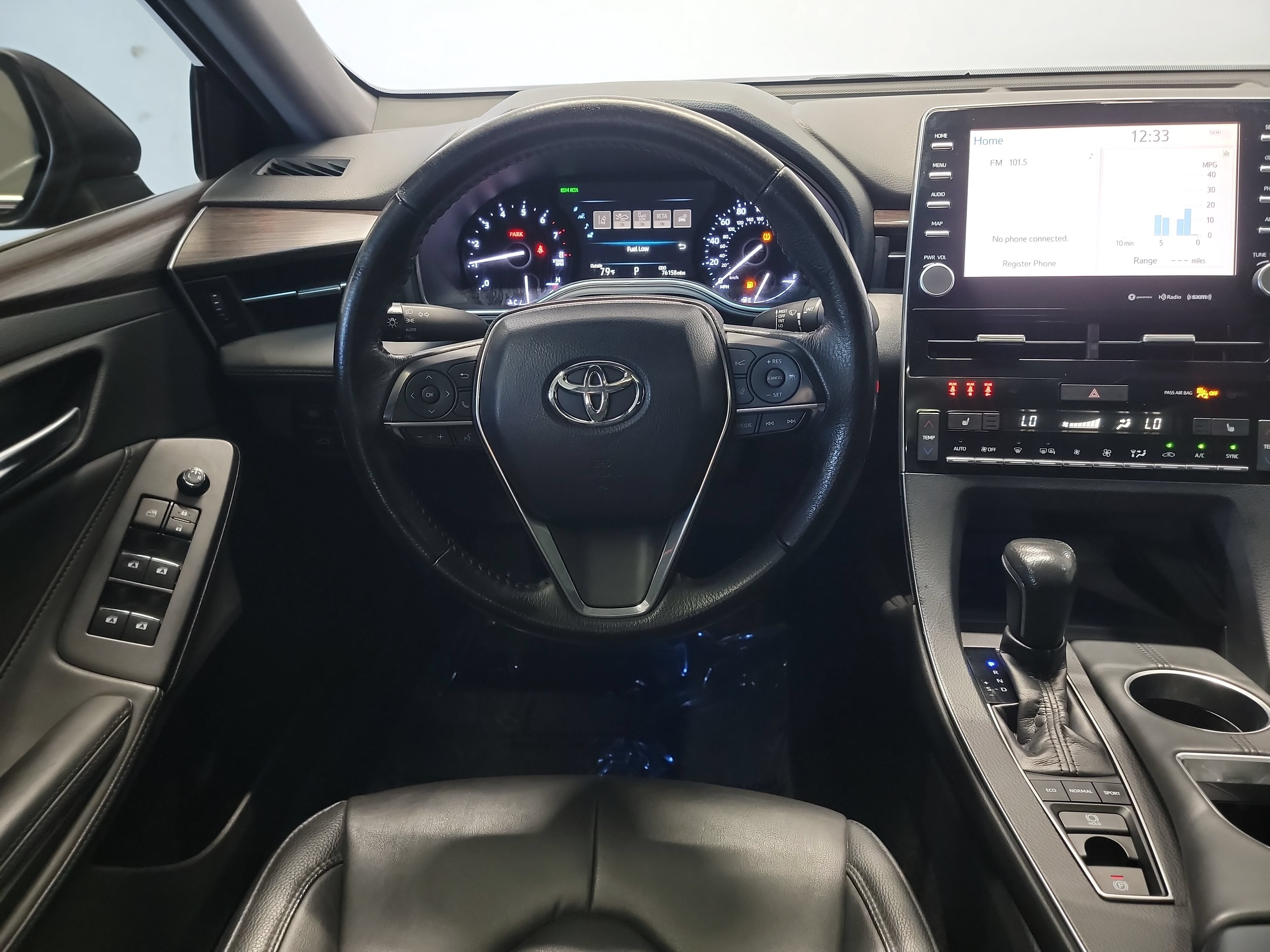 Used 2019 Toyota Avalon XLE w/ Moonroof Package FWD image 16