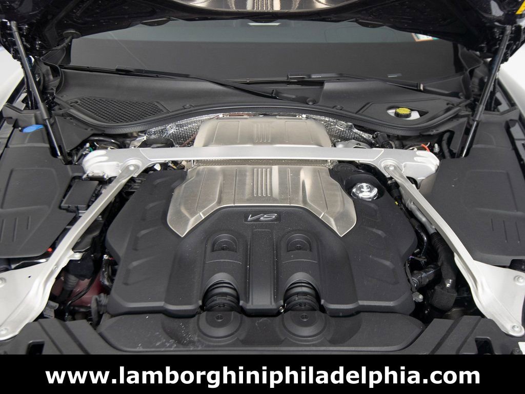 Used 2024 Bentley Flying Spur V8 image 39