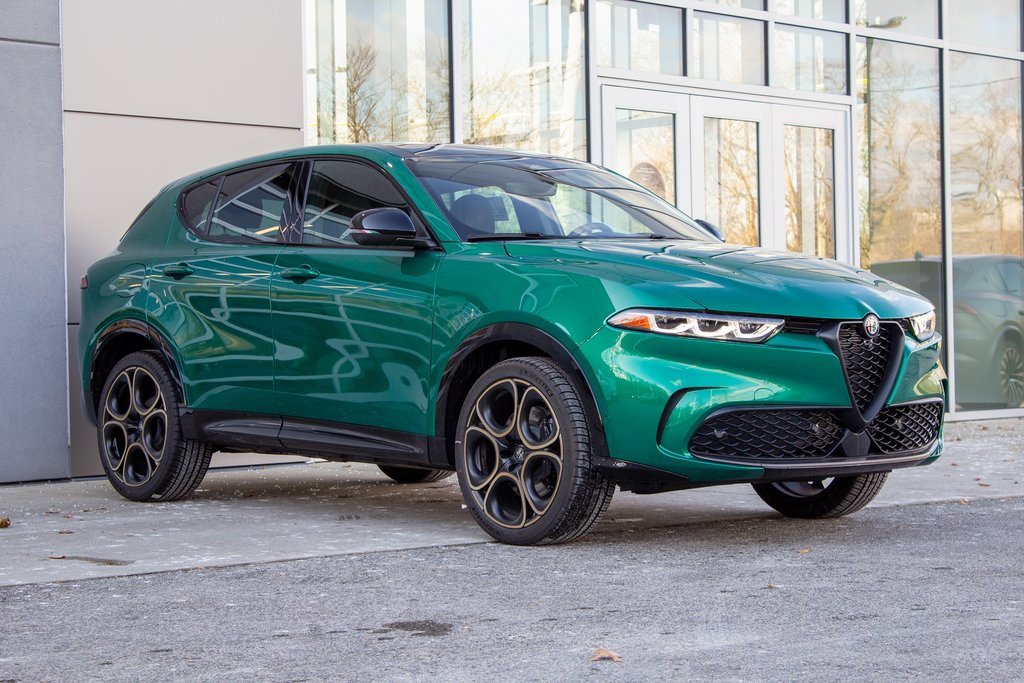 New 2025 Alfa Romeo Tonale image 3