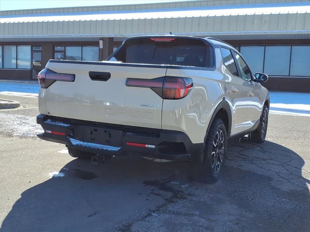 Used 2022 Hyundai Santa Cruz SEL Premium w/ Cargo Package image 5