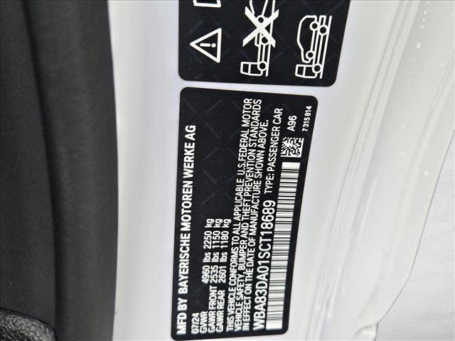 Used 2025 BMW 440i xDrive Coupe w/ Premium Package image 23