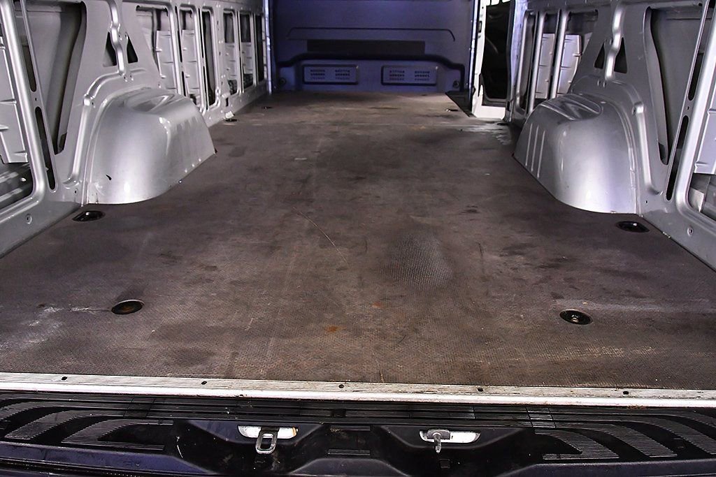 Used 2024 Mercedes-Benz Sprinter 2500 image 29