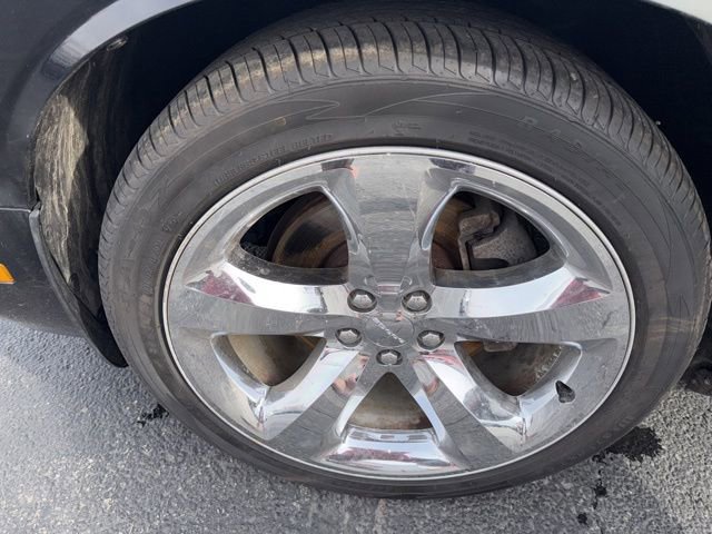Used 2014 Dodge Challenger SXT w/ Super Sport Group (SS/T) image 26