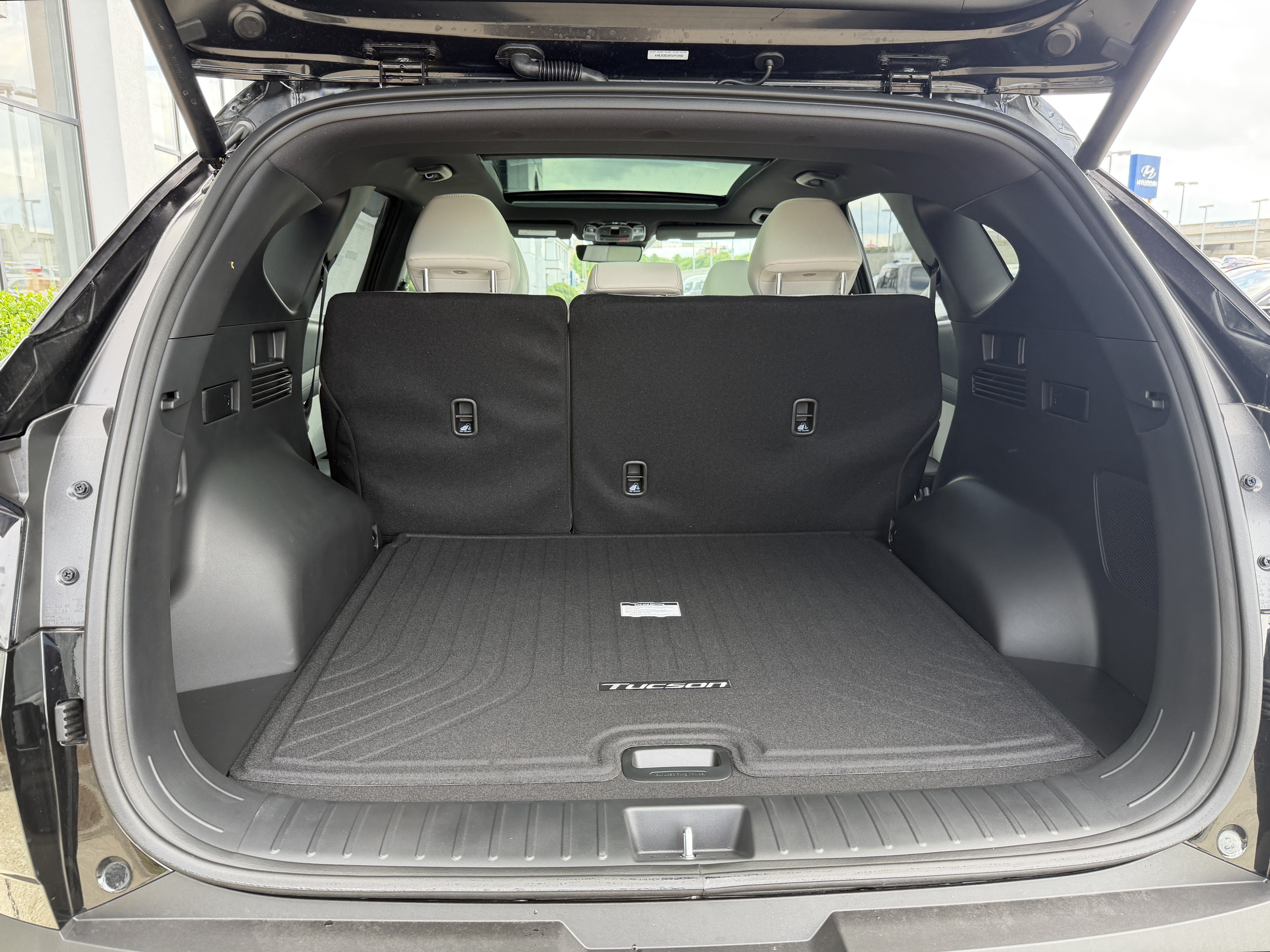 New 2026 Hyundai Tucson Limited AWD/4WD image 12