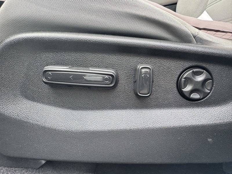 Used 2019 Honda CR-V EX image 24