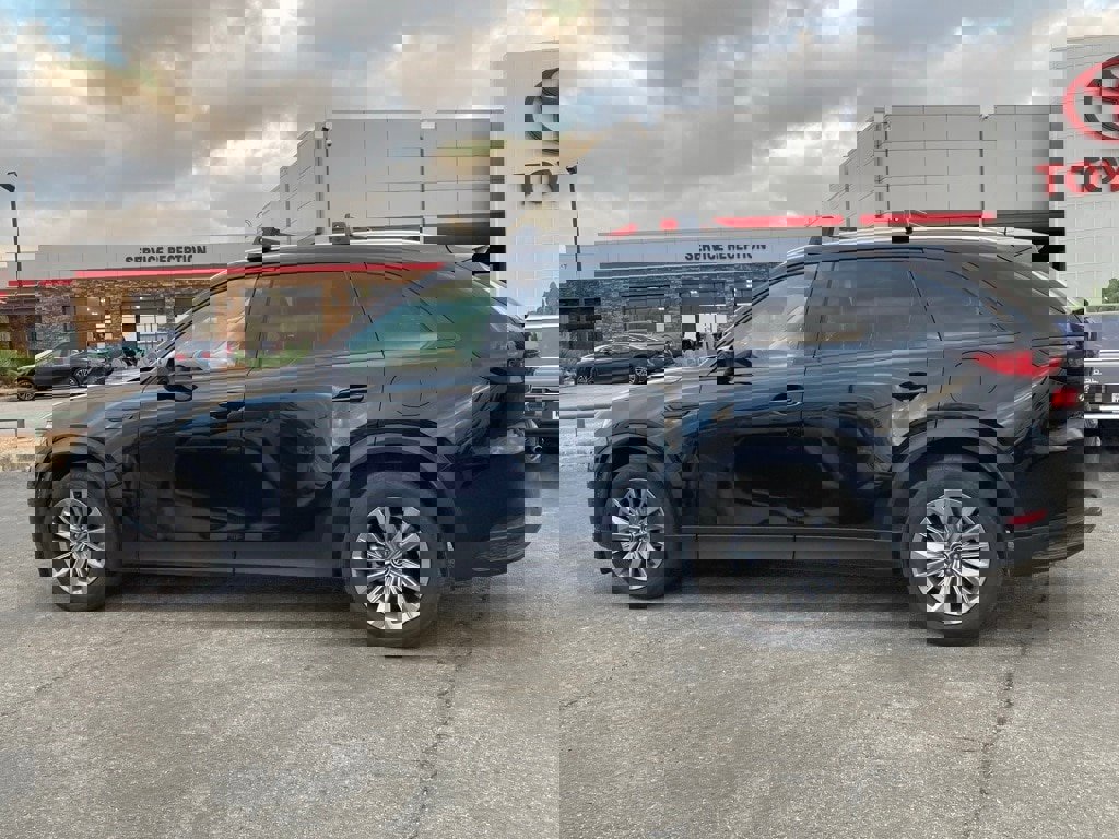 Used 2024 MAZDA CX-90 3.3 Turbo w/ Preferred Plus image 7