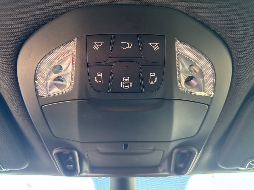 New 2026 Chrysler Pacifica Limited w/ S Appearance Package image 52