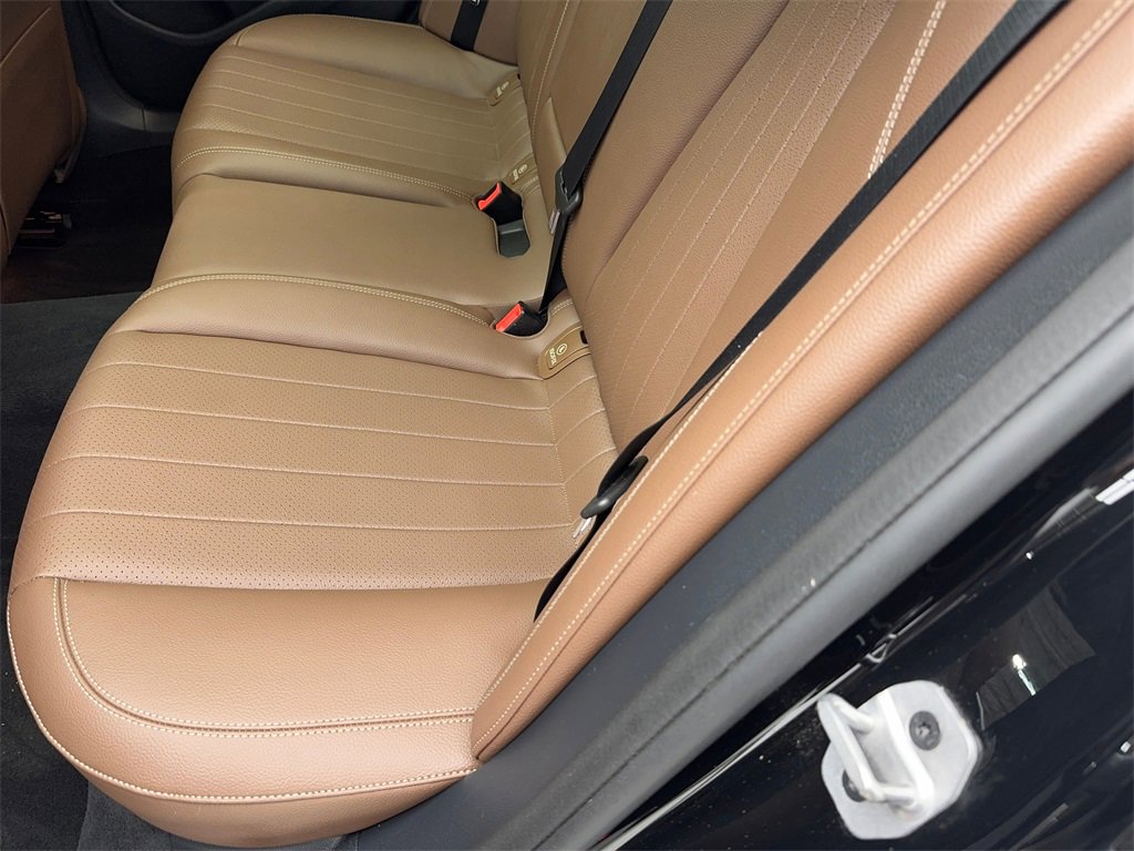 Used 2022 Mercedes-Benz E 350 Sedan w/ Driver Assistance Package image 43