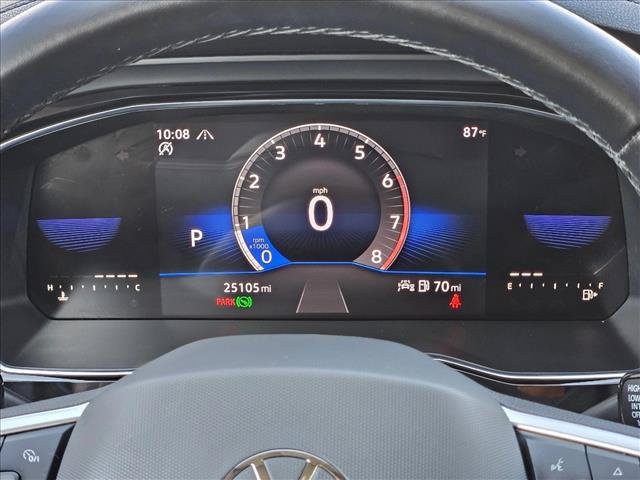 Used 2023 Volkswagen Jetta SE w/ Panoramic Sunroof Package FWD image 10