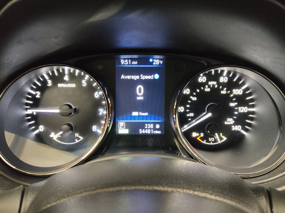 Used 2020 Nissan Rogue SV image 23