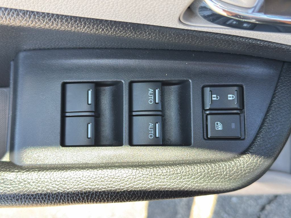 Used 2020 Honda Pilot Touring image 13