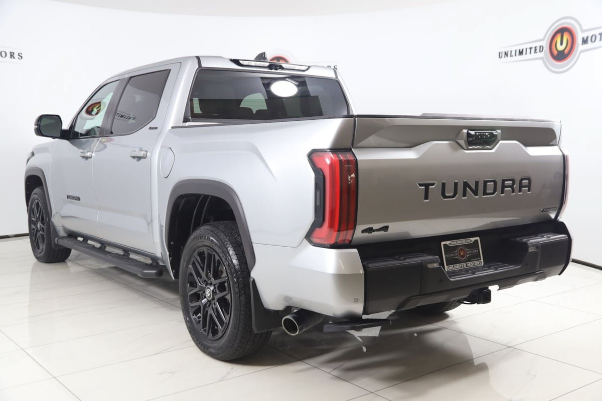 Used 2025 Toyota Tundra Limited AWD/4WD image 4