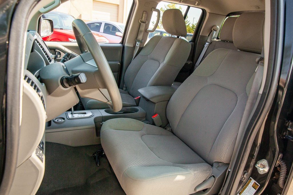 Used 2021 Nissan Frontier SV image 13