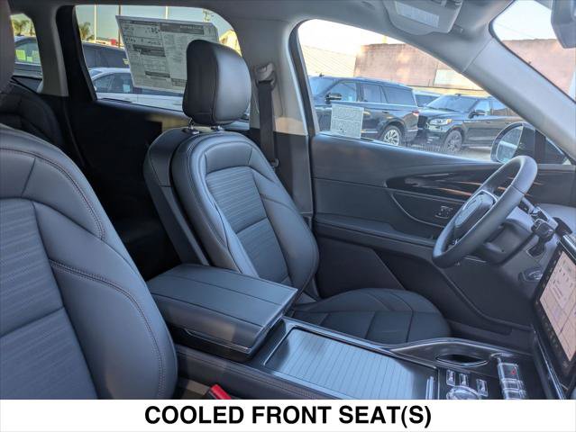 New 2026 Lincoln Nautilus Reserve w/ Jet Appearance Package AWD/4WD image 14